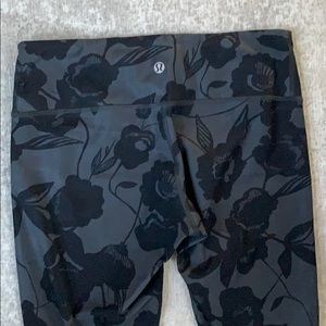 Lululemon Wunder Under Floral Crop Leggings